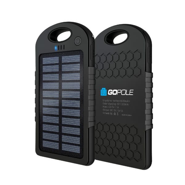 Batterie externe GoPole Dualcharge noire avec panneaux solaires et crochet de suspension