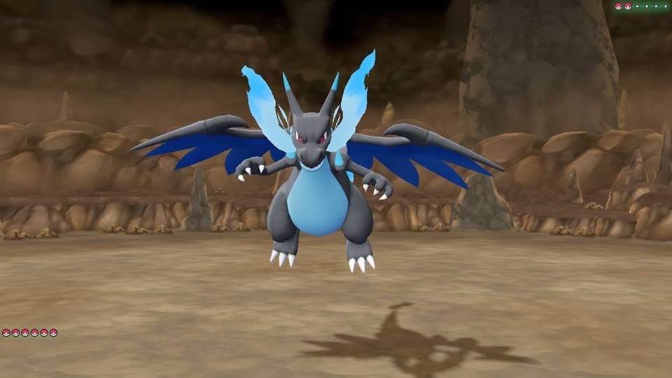 Pokémon Artikodin aux ailes bleues face au joueur dans un décor rocheux aride lors d'un combat dans Pokémon Let's Go