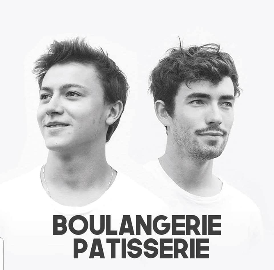 Portraits en noir et blanc de deux hommes, membres du duo Chemical Fame, avec le texte Boulangerie Pâtisserie en bas