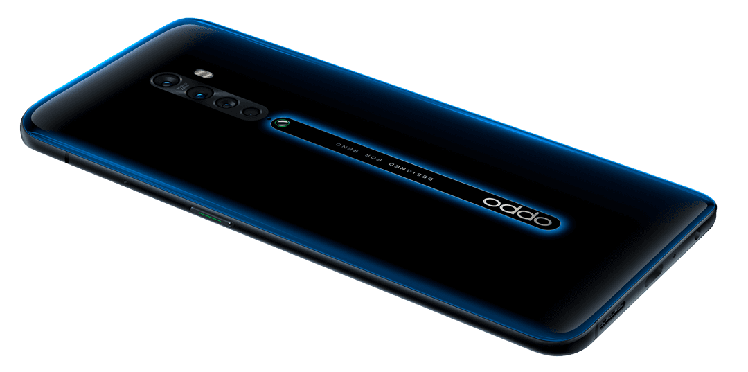 Smartphone OPPO Reno2 noir et bleu avec quatre capteurs photo alignés, vue de trois quarts