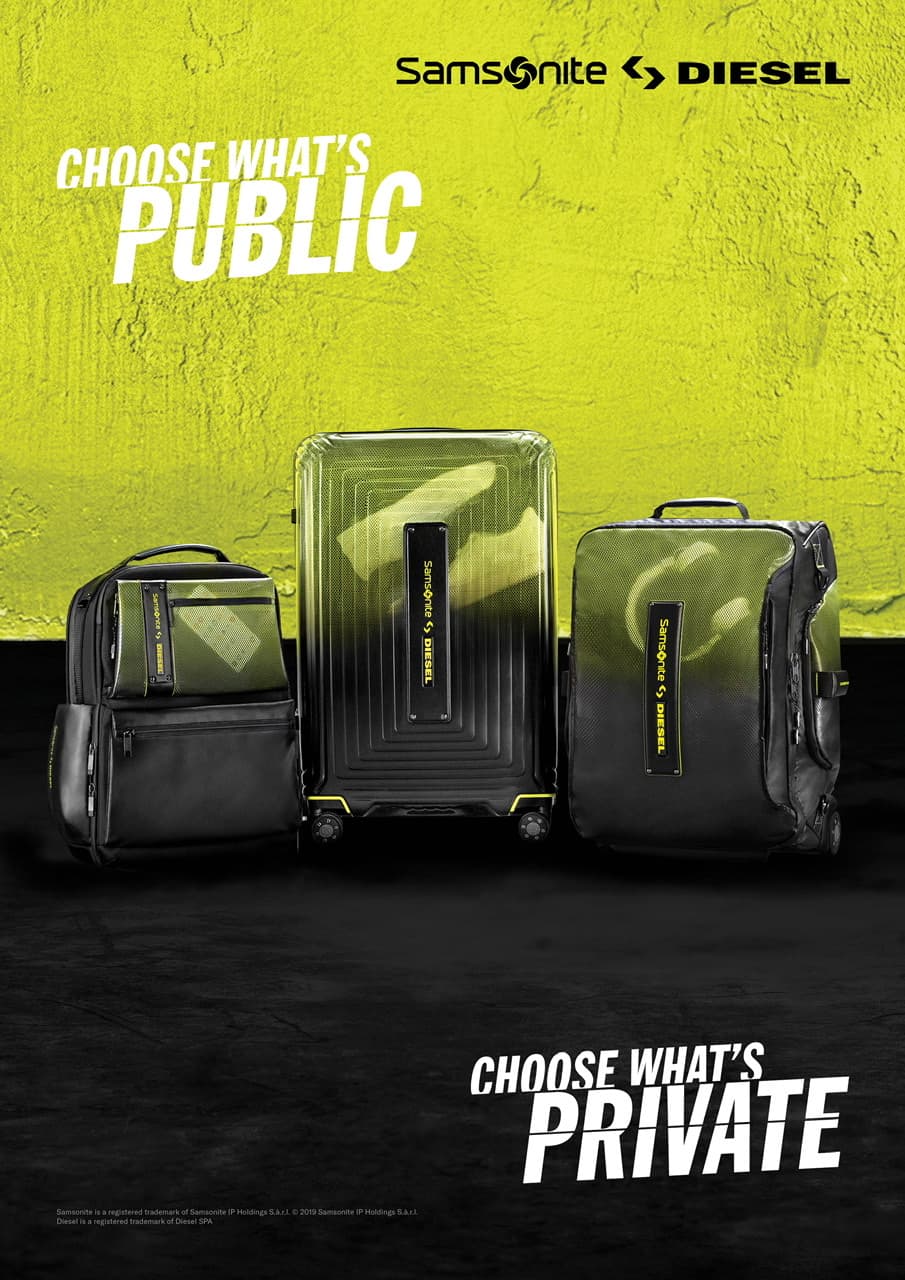 Affiche de la collaboration Samsonite et Diesel présentant trois bagages : un sac à dos, une valise et un sac de voyage, aux teintes noires et jaune fluo sur fond contrastant