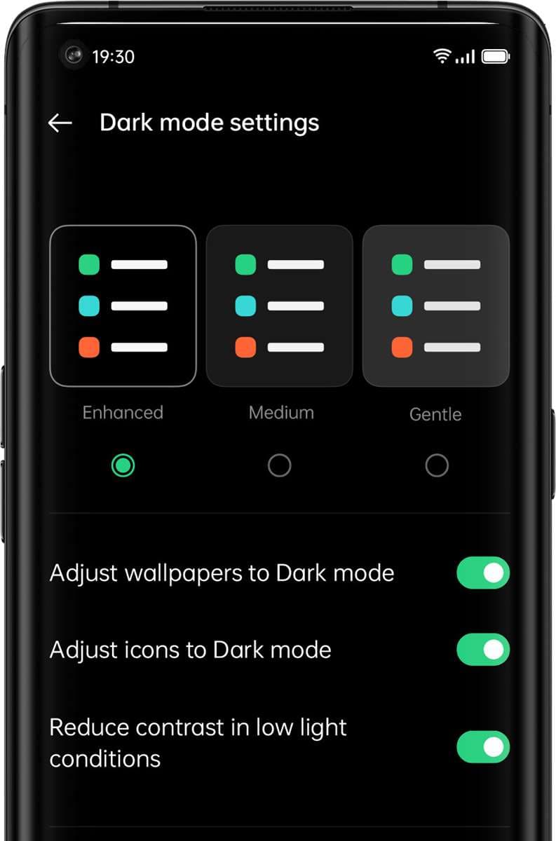 Écran de paramètres du mode sombre OPPO ColorOS 11 avec trois niveaux de personnalisation Enhanced, Medium et Gentle
