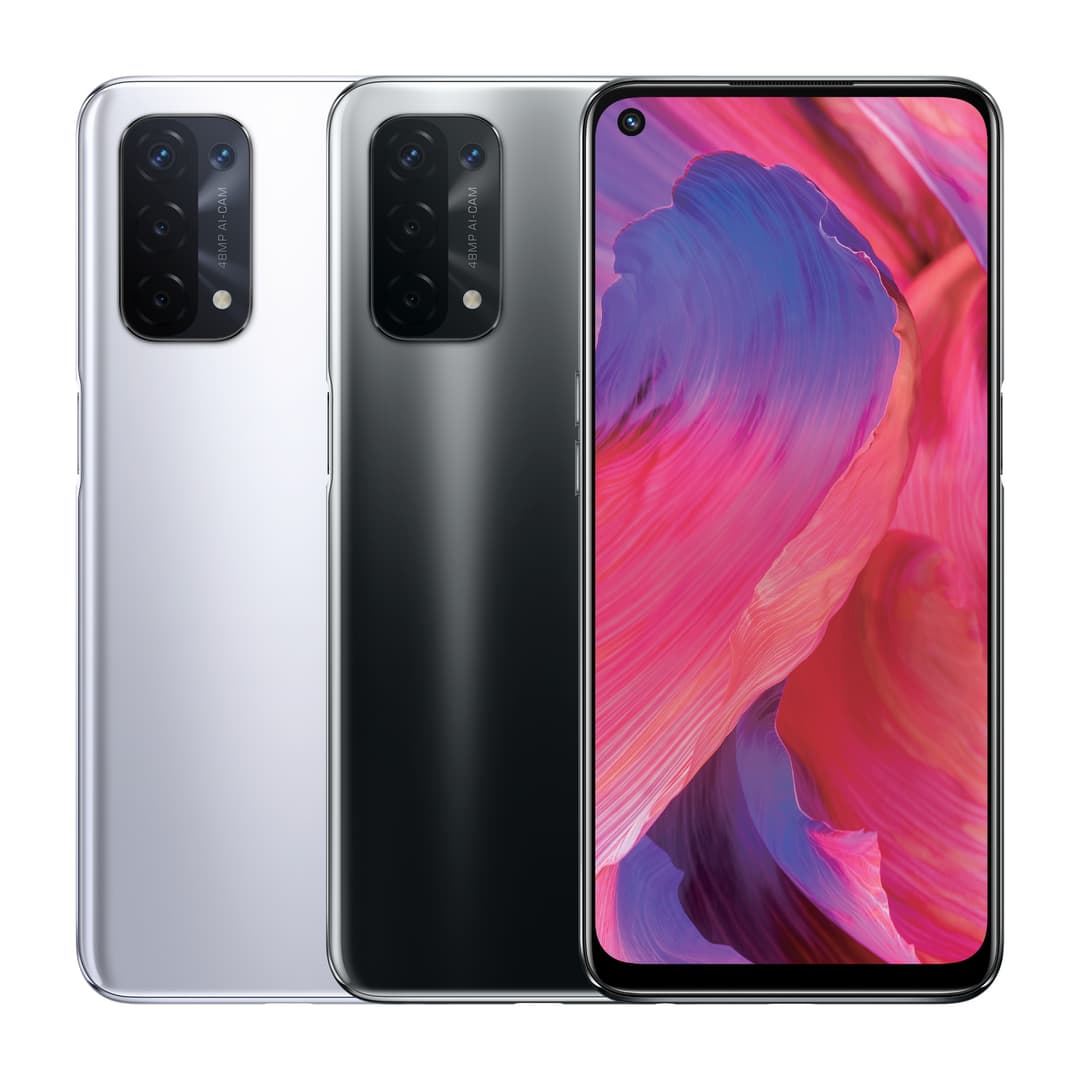 Trois smartphones OPPO de la série A 5G : deux modèles blanc et noir vus de dos avec modules photo multiples, et un affichant un écran rose et violet