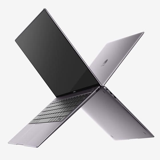 Huawei MateBook X Pro présenté en quatre positions ouvertes, montrant l'écran, le clavier et le design ultrafin en argent et gris