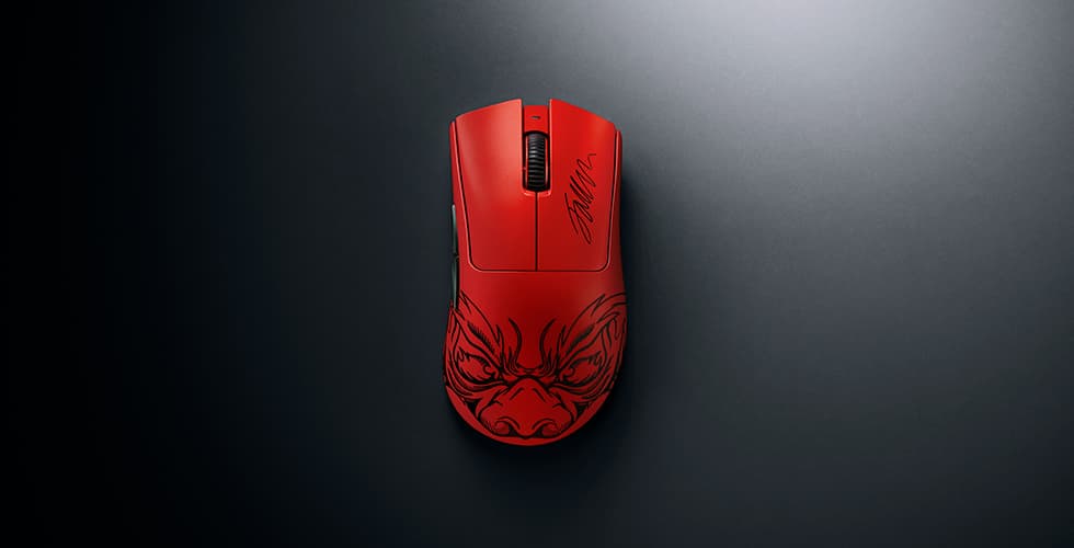 Souris DeathAdder V3 Pro Faker Edition rouge avec motif de dragon sur fond gris foncé