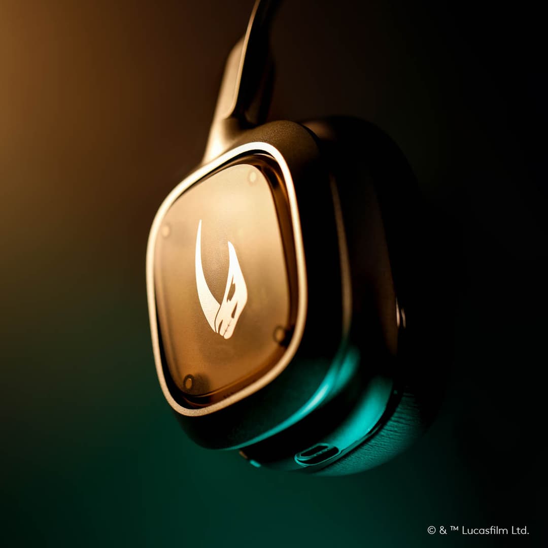 Casque de jeu Logitech G A30 The Mandalorian™ Edition avec écouteur brun et turquoise, logo Mandalorian blanc sur l'écoutille