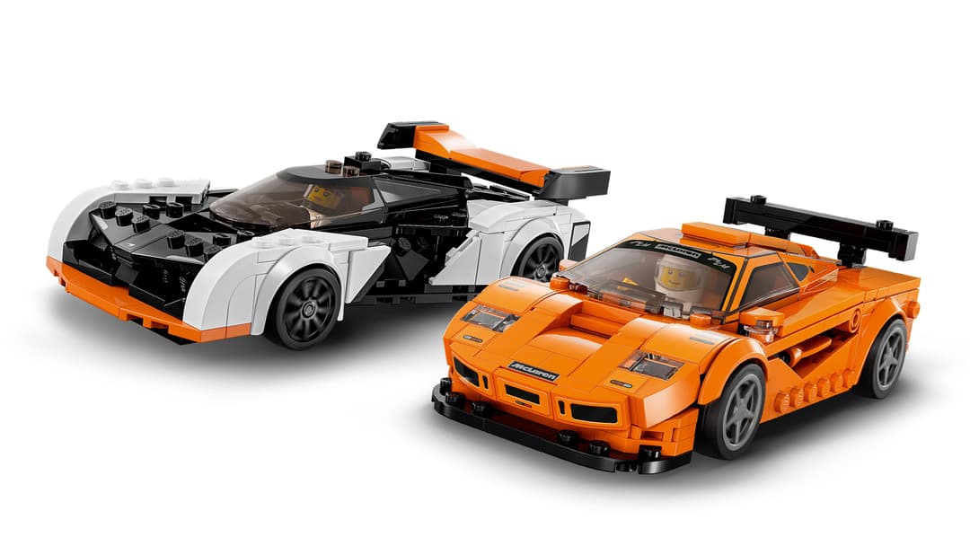 Double-pack LEGO Speed Champions avec deux supercars McLaren : la F1 LM orange et blanc avec siège central, et la Solus GT orange avec aileron