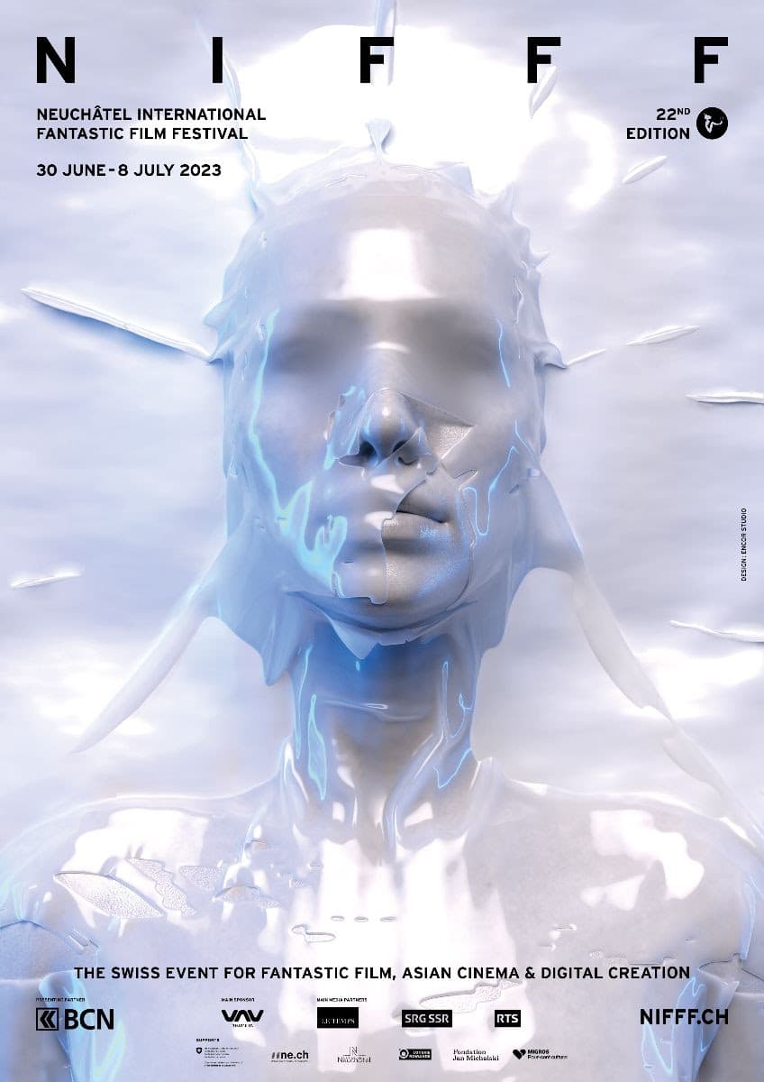 Affiche du NIFFF 2023 : visage blanc partiellement enrobé de matière liquide bleue translucide, symbole de la naissance de D.IA.NE