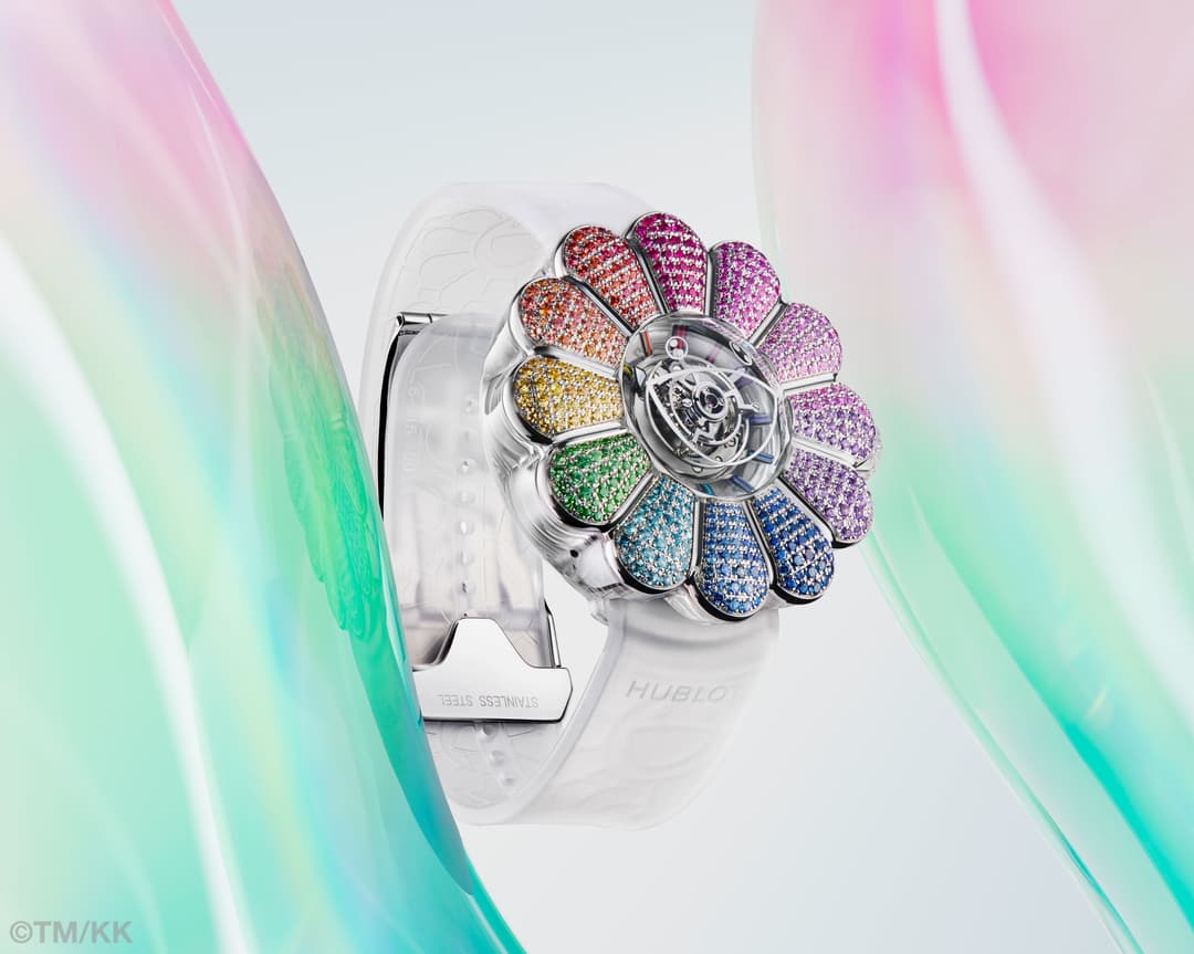 Montre Hublot MP-15 Takashi Murakami Tourbillon Sapphire Rainbow avec fleur souriante en saphir aux pétales sertis de gemmes multicolores sur bracelet blanc