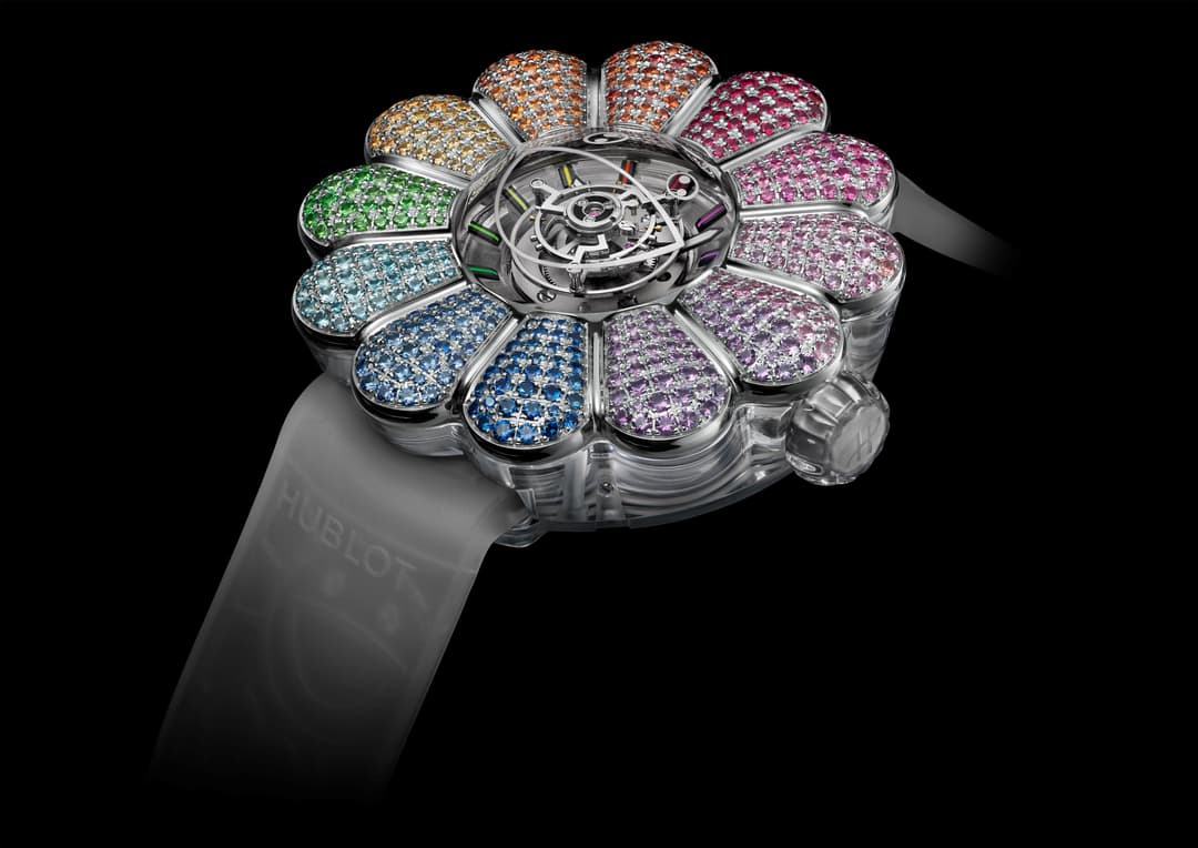 Montre Hublot MP-15 Takashi Murakami Tourbillon Sapphire Rainbow avec cadran fleur orné de pierres précieuses multicolores et boîtier en titane