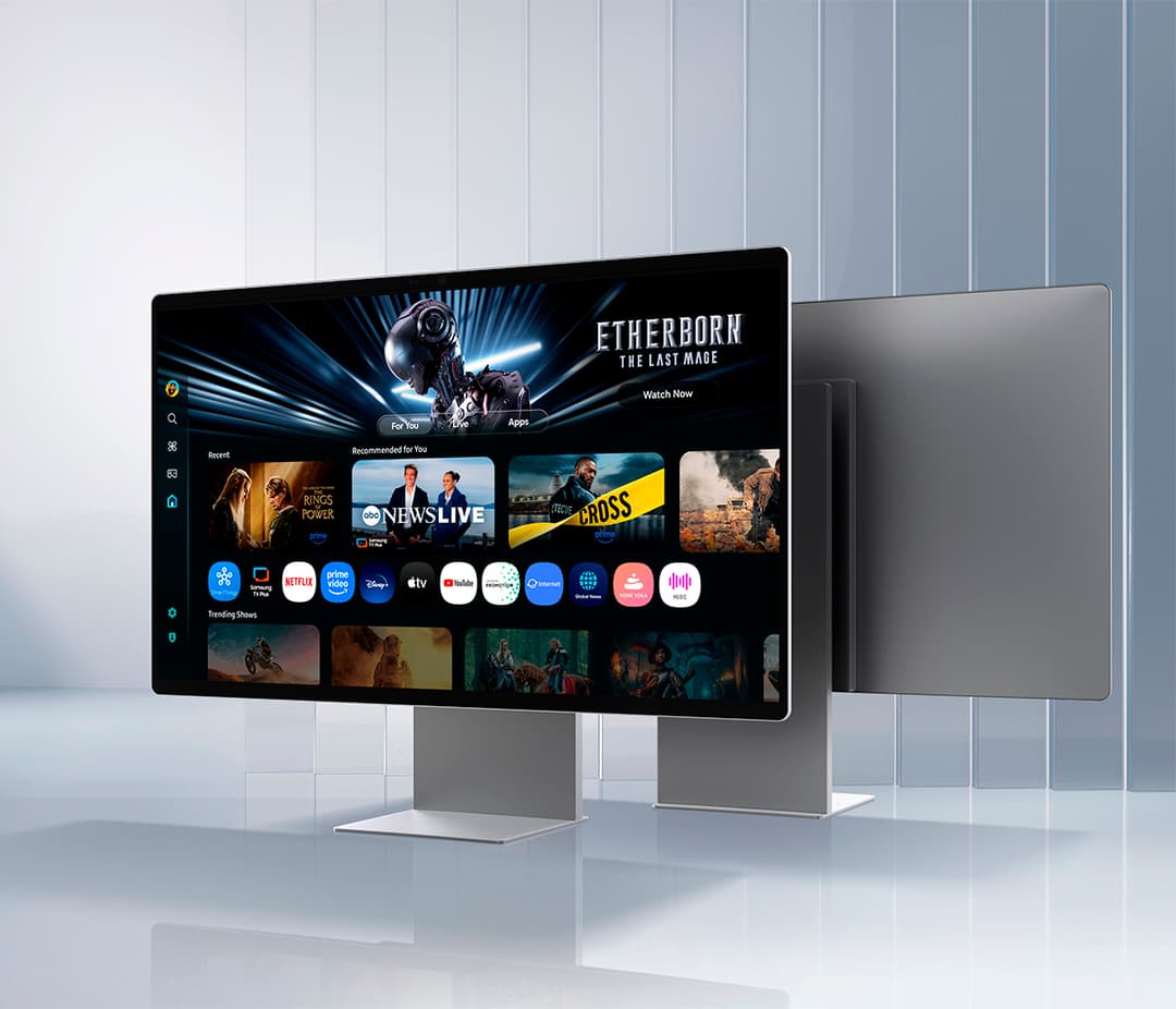Samsung Smart Monitor M9 avec écran QD-OLED affichant une interface de streaming vidéo et le film Etherborn, entouré d'un décor blanc minimaliste