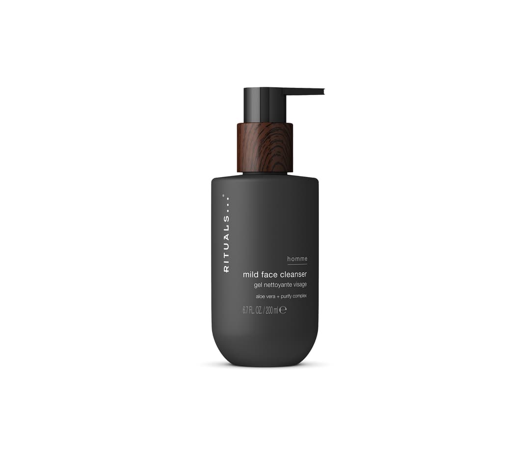 Rituals Men Collection, flacon noir de 200 ml de Mild Face Cleanser avec pompe et détails en bois