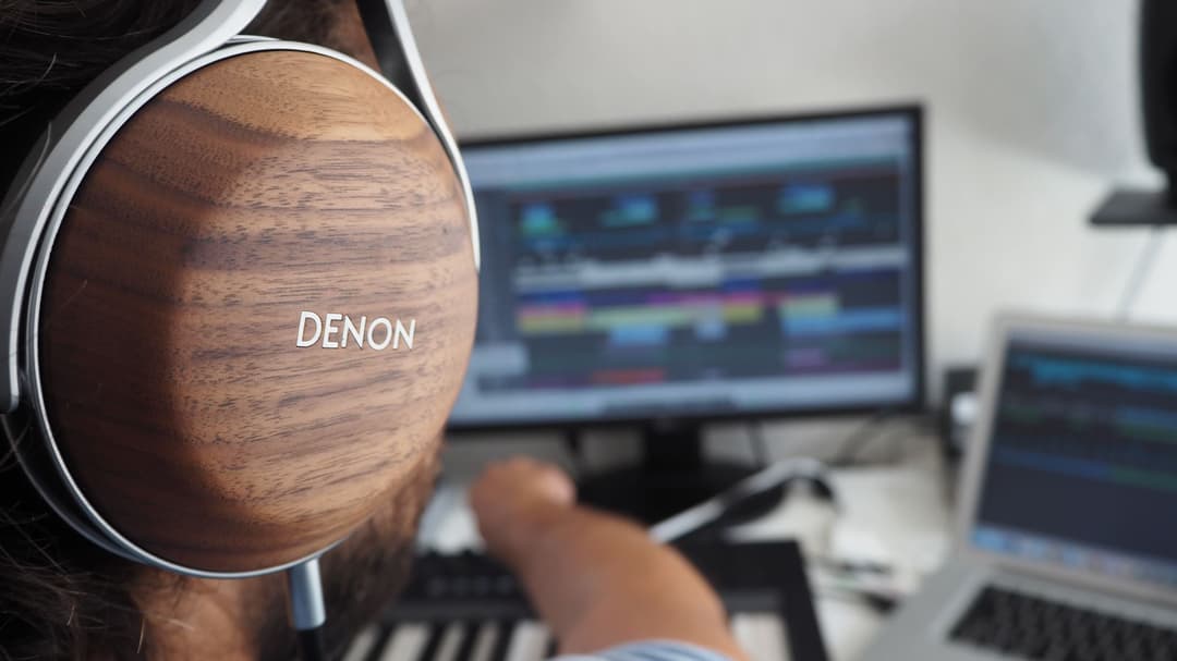 Gil Everest - Denon 1 Gil Everest - Denon 1